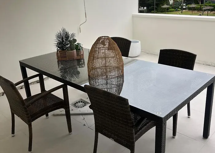 Near Puerto Banus * Марбелья